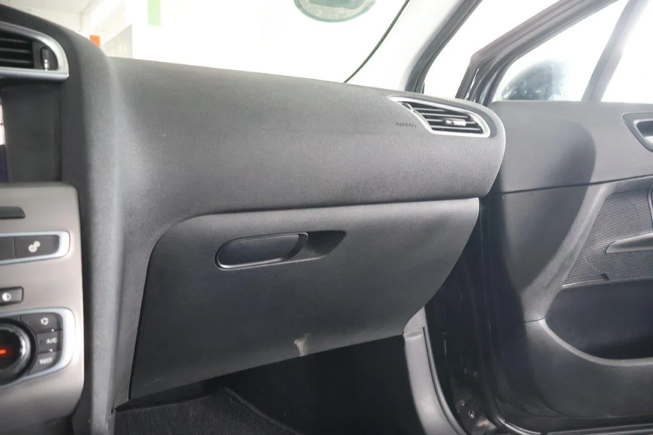 Citroen C4 - View model 25