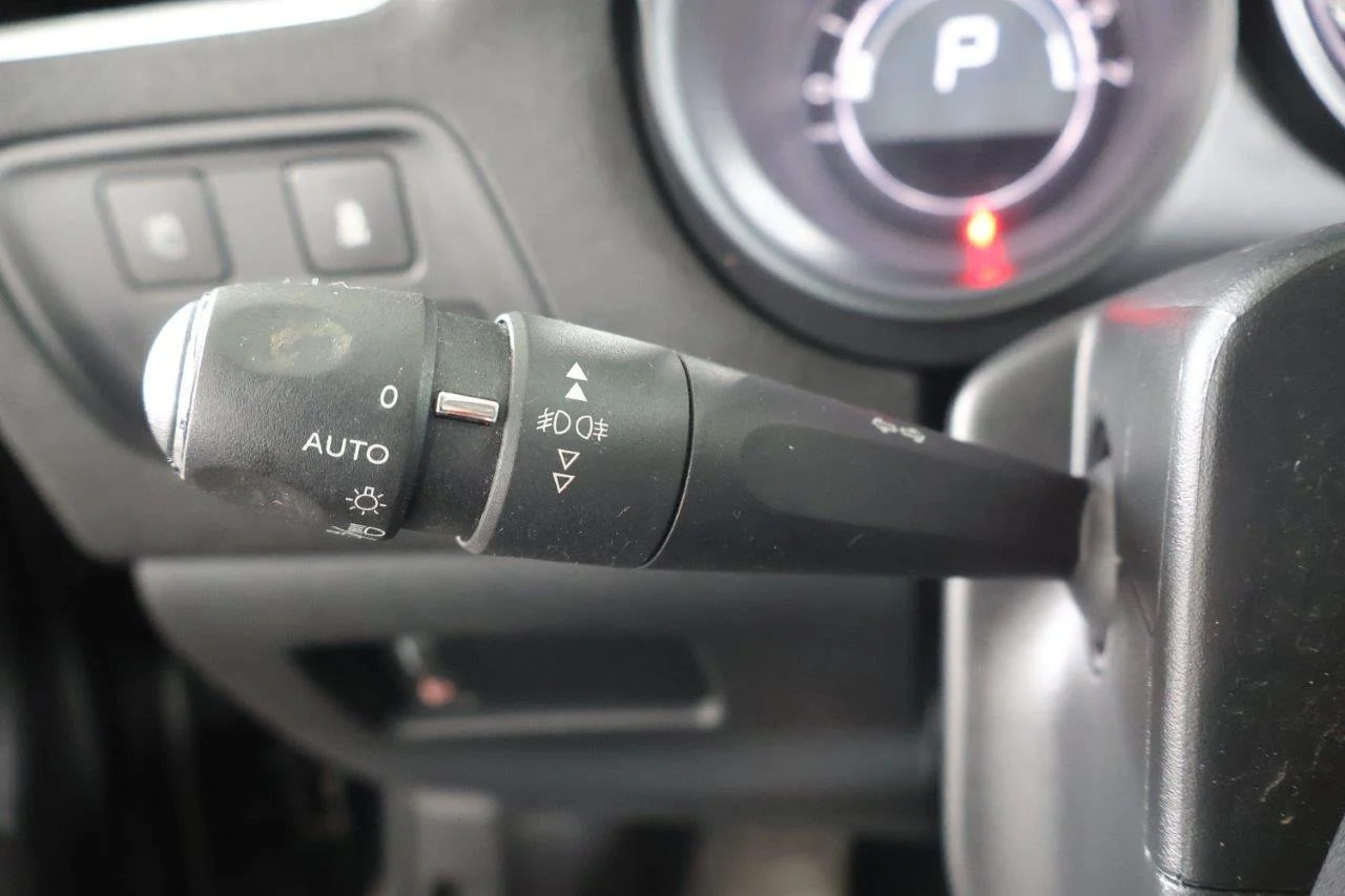 Citroen C4 - View model 27