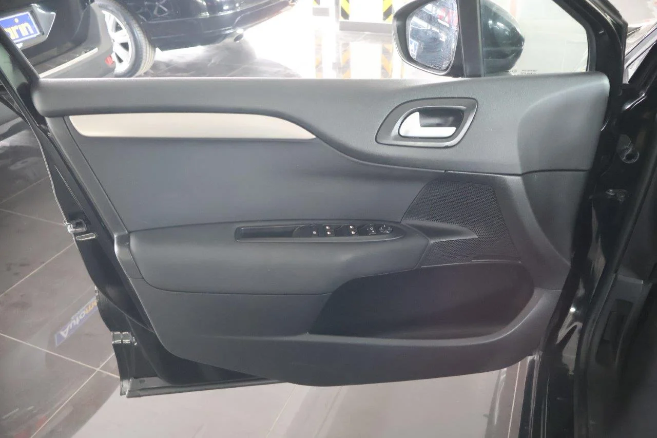 Citroen C4 - View model 30
