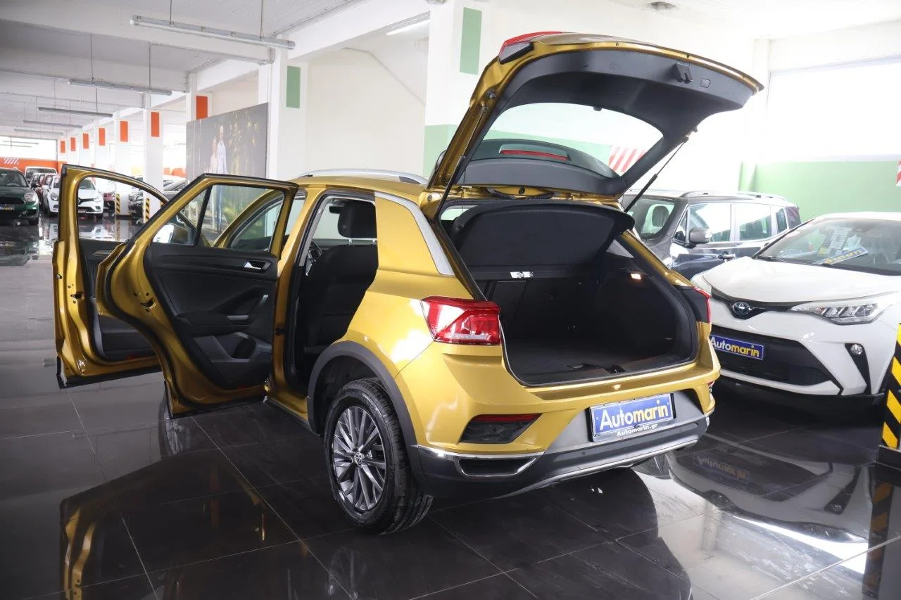 Volkswagen T-Roc - View model 6