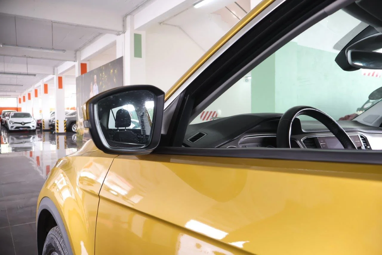 Volkswagen T-Roc - View model 13