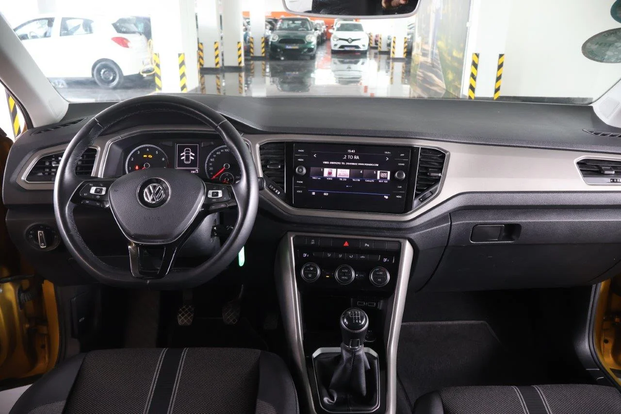 Volkswagen T-Roc - View model 18
