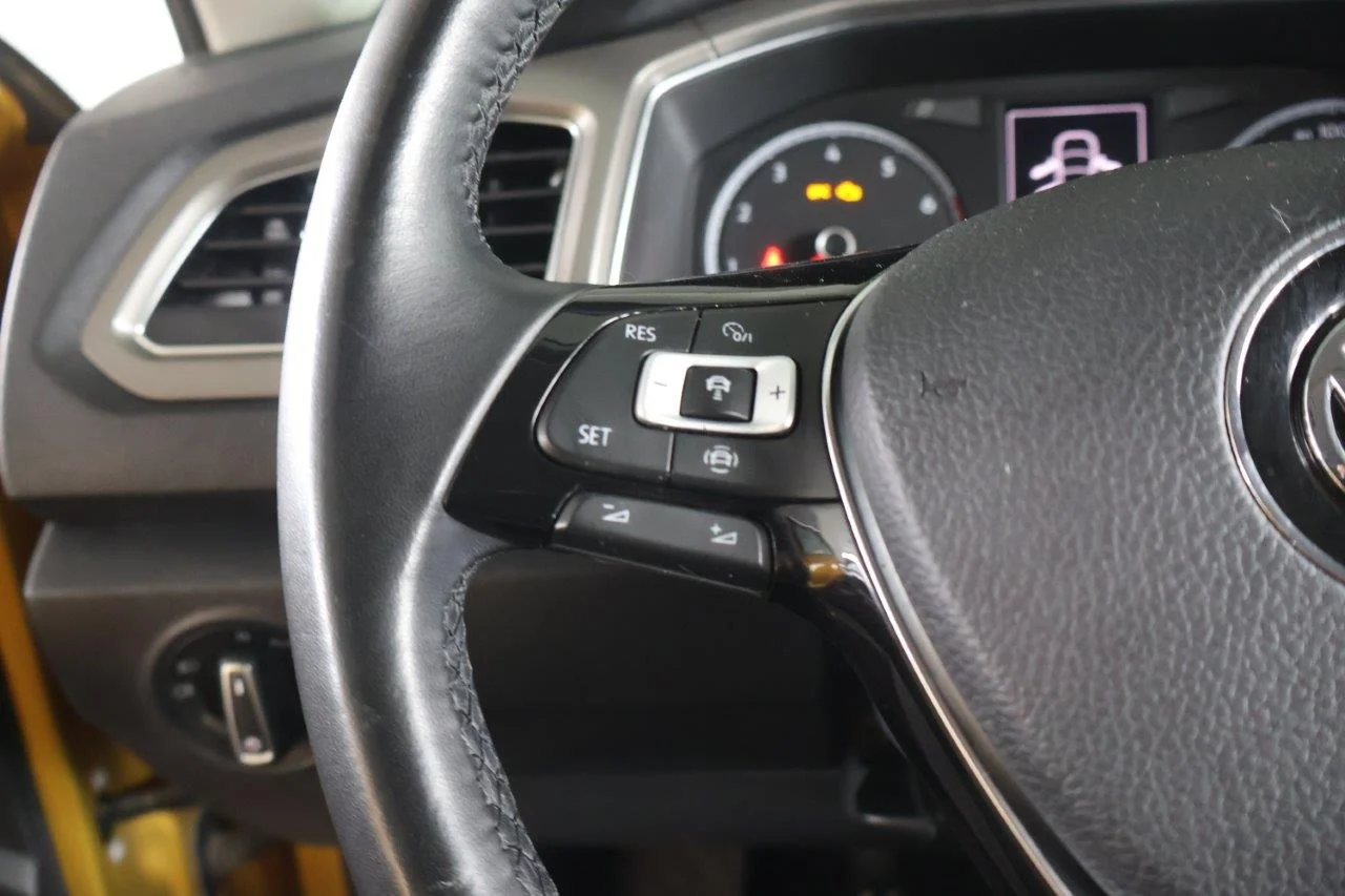 Volkswagen T-Roc - View model 20