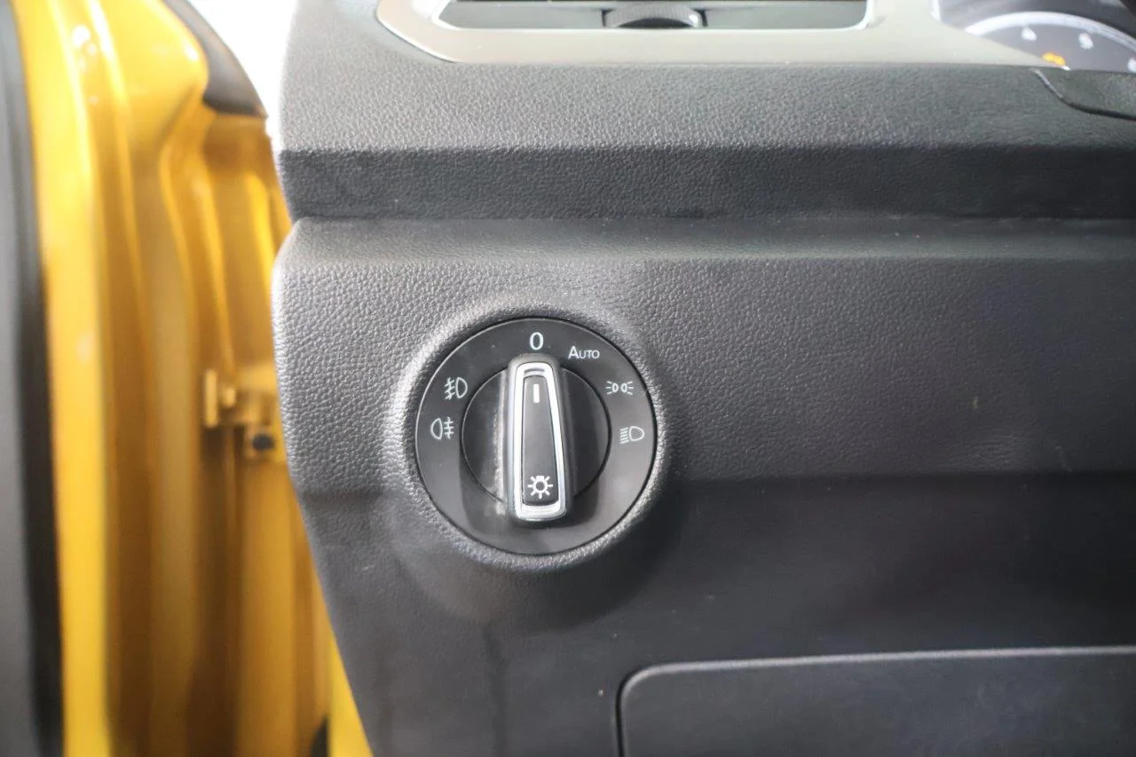 Volkswagen T-Roc - View model 27