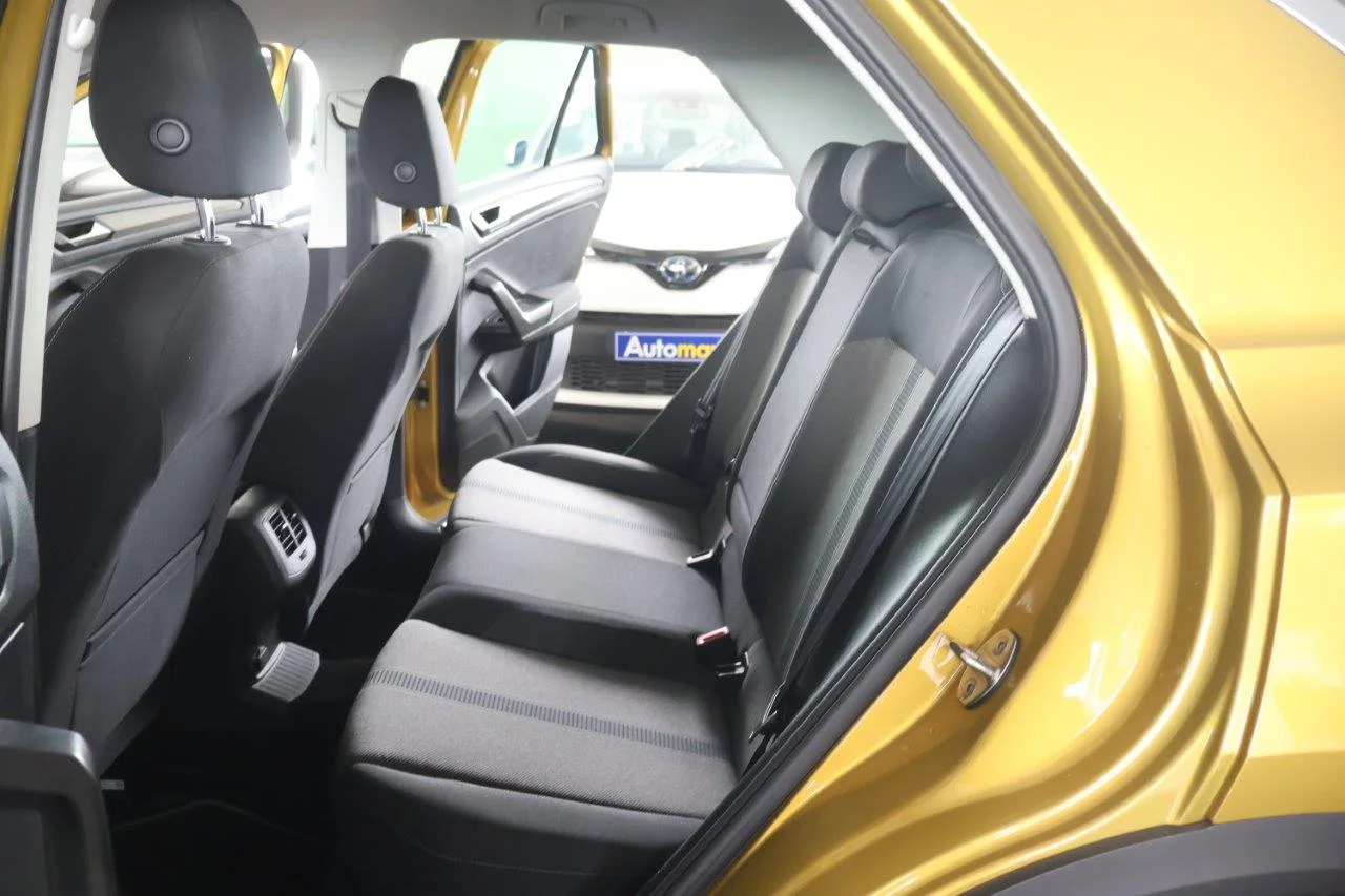 Volkswagen T-Roc - View model 35