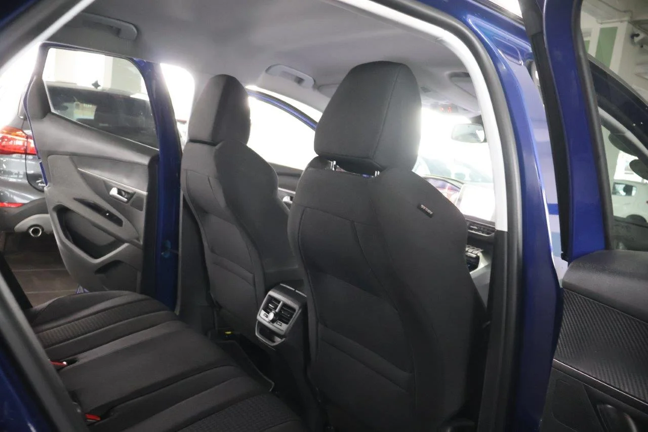 Peugeot 3008 - View model 36