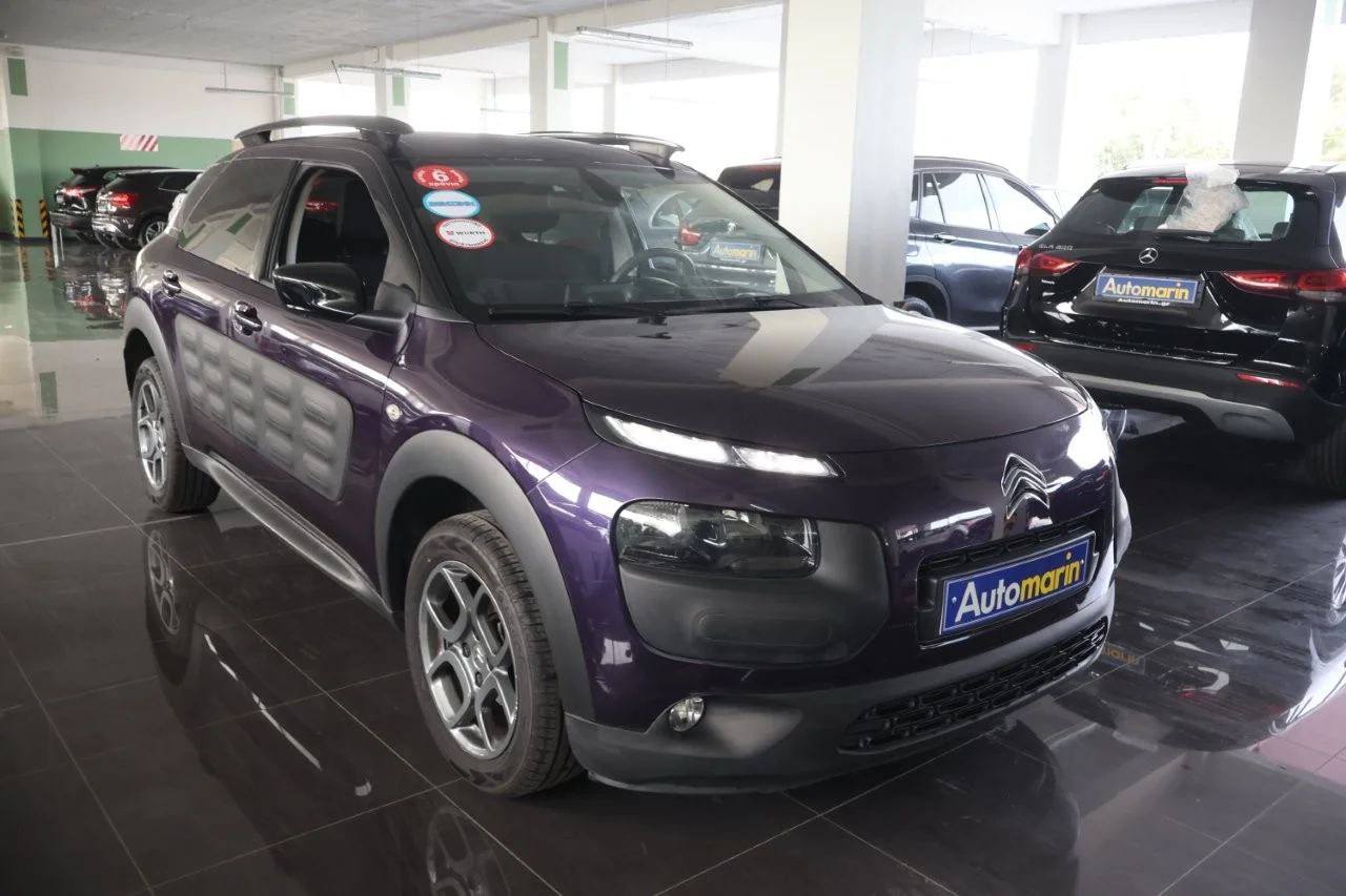 View 4 - Citroen C4 Cactus - 2016