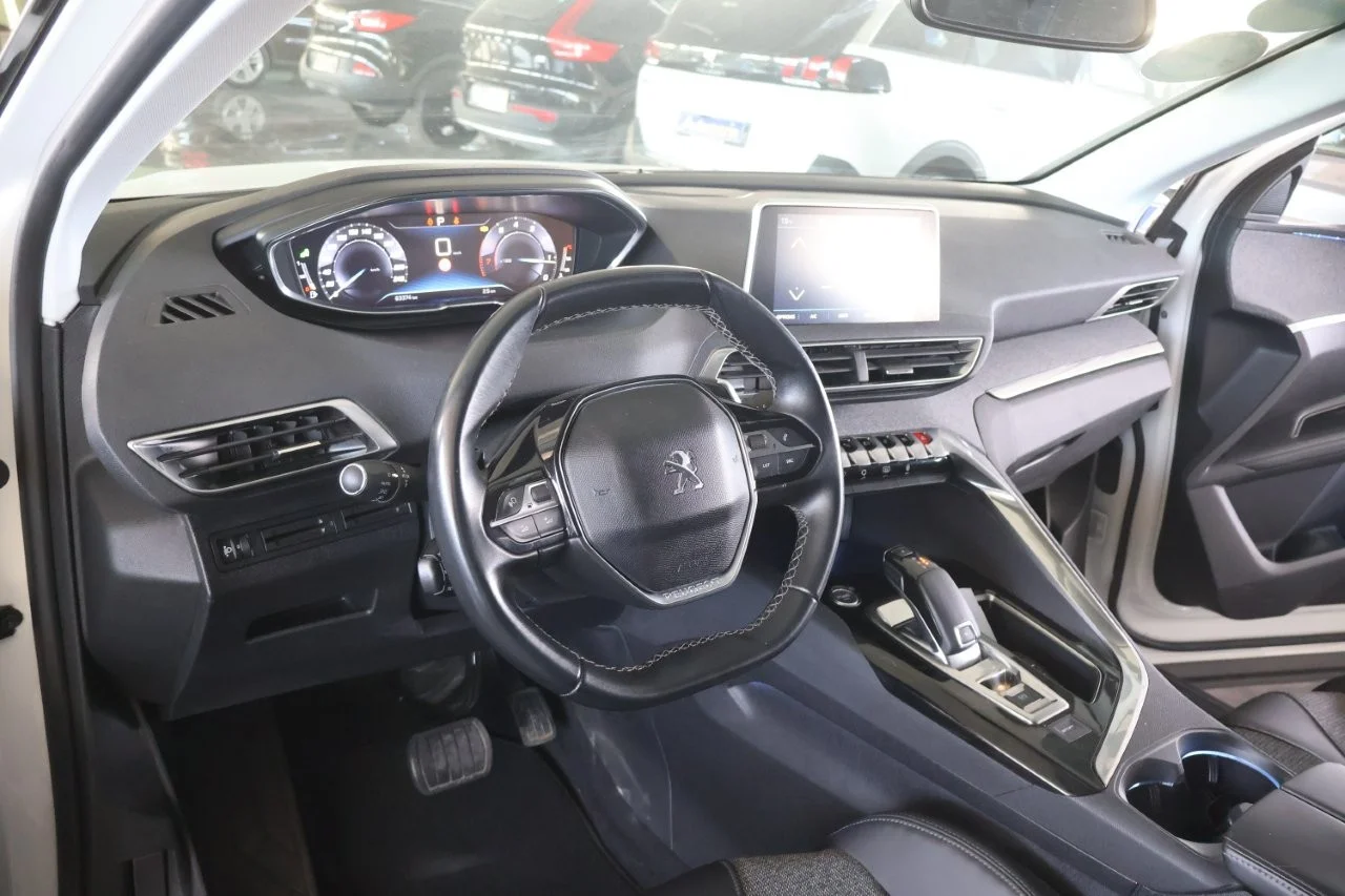 Peugeot 3008 - View model 27