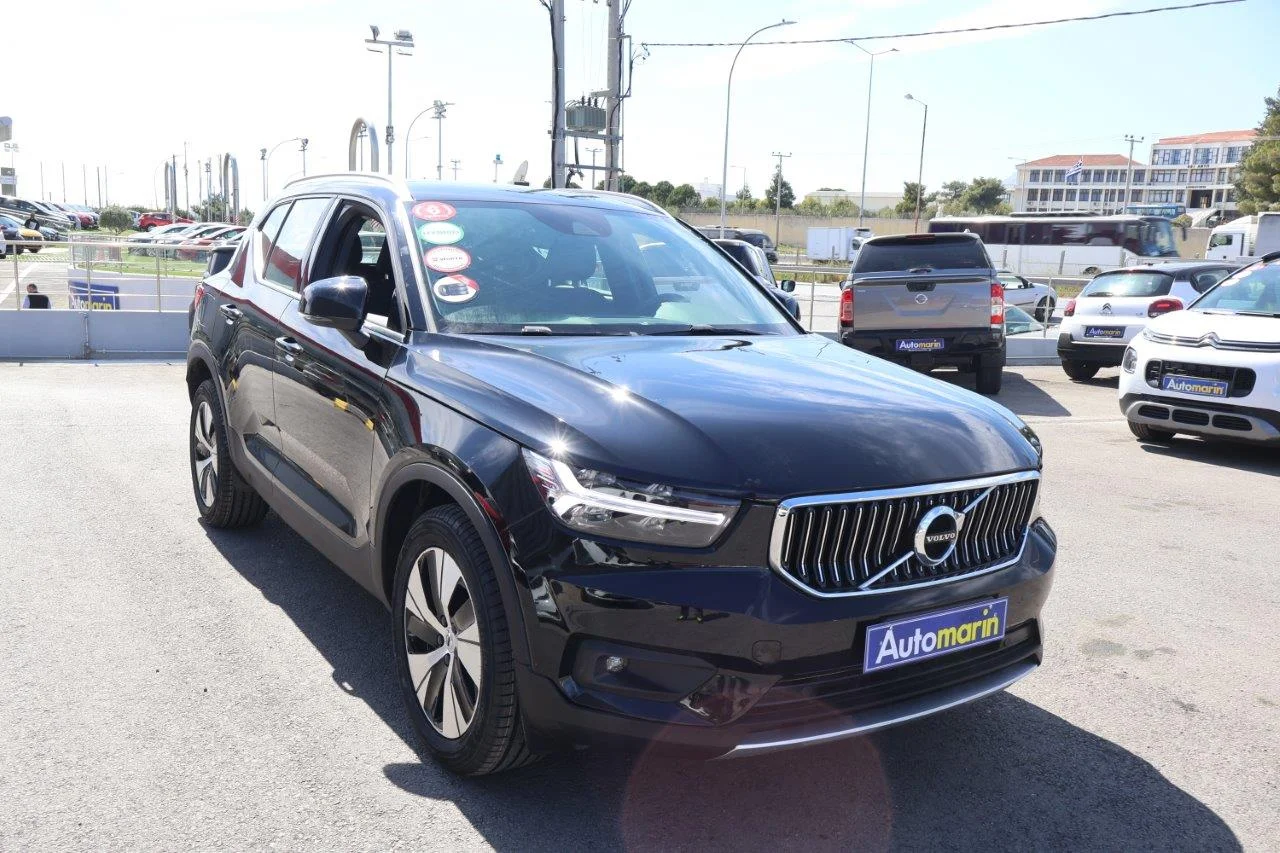 View 3 - Volvo XC40 - 2020