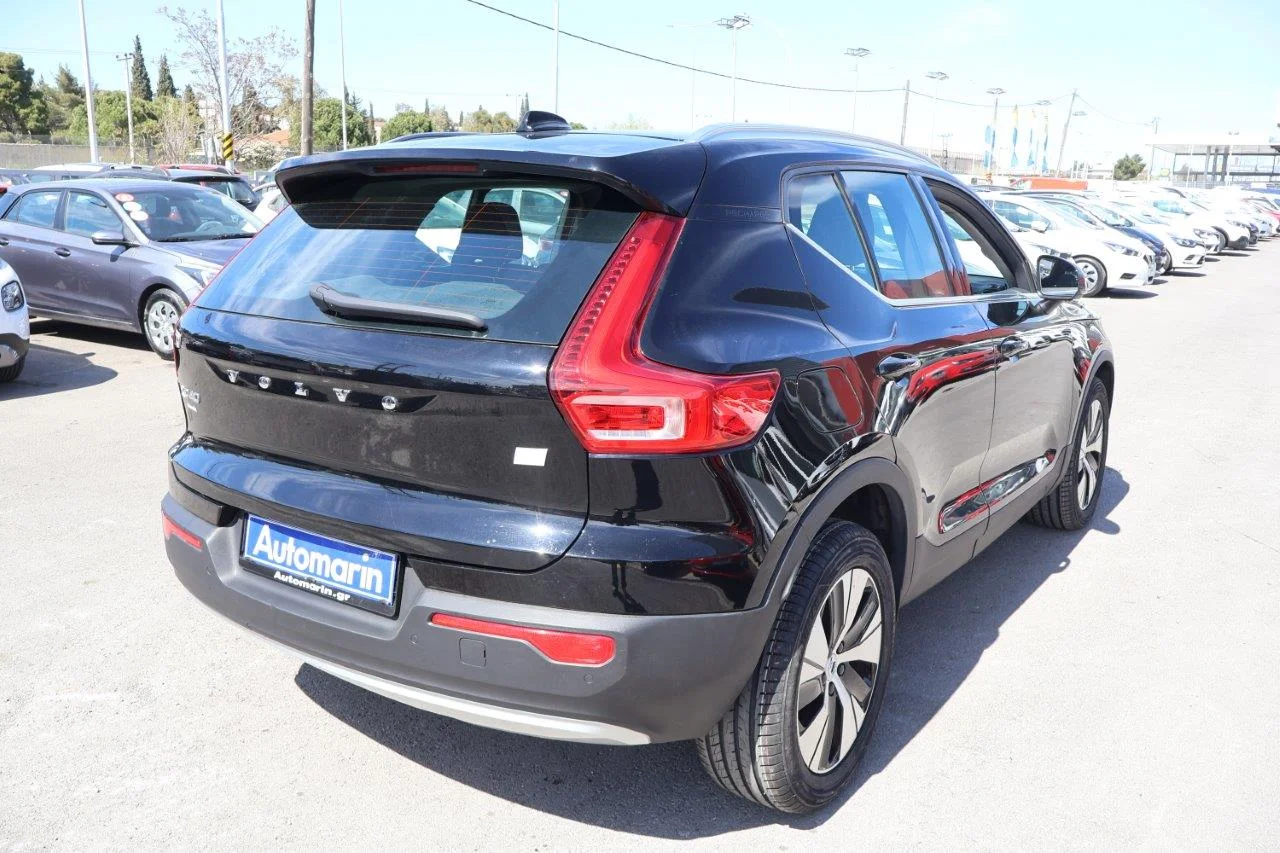 View 4 - Volvo XC40 - 2020