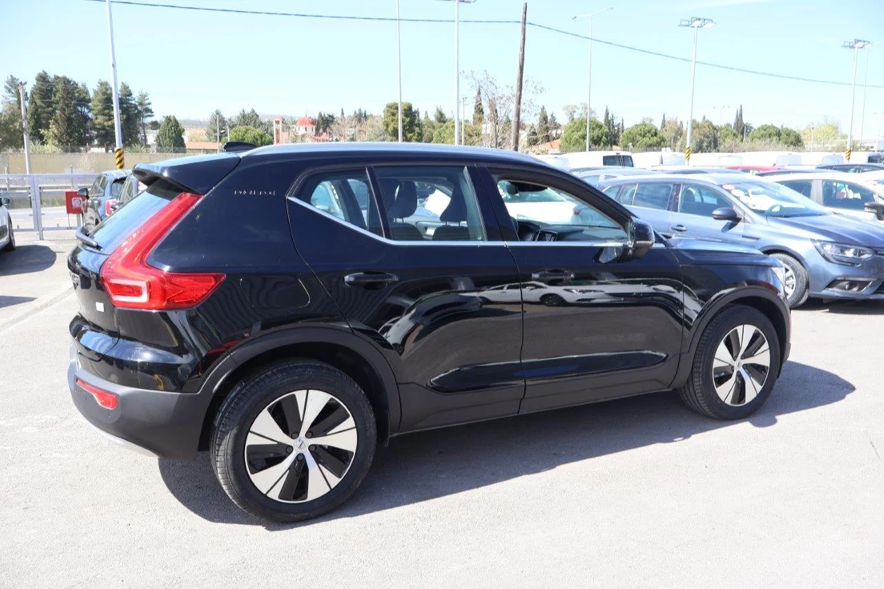Volvo XC40 - View model 9