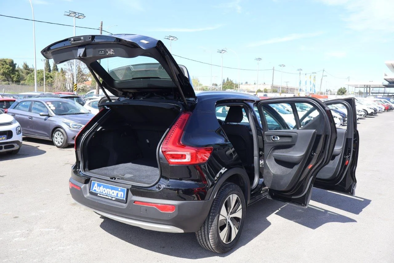 Volvo XC40 - View model 14