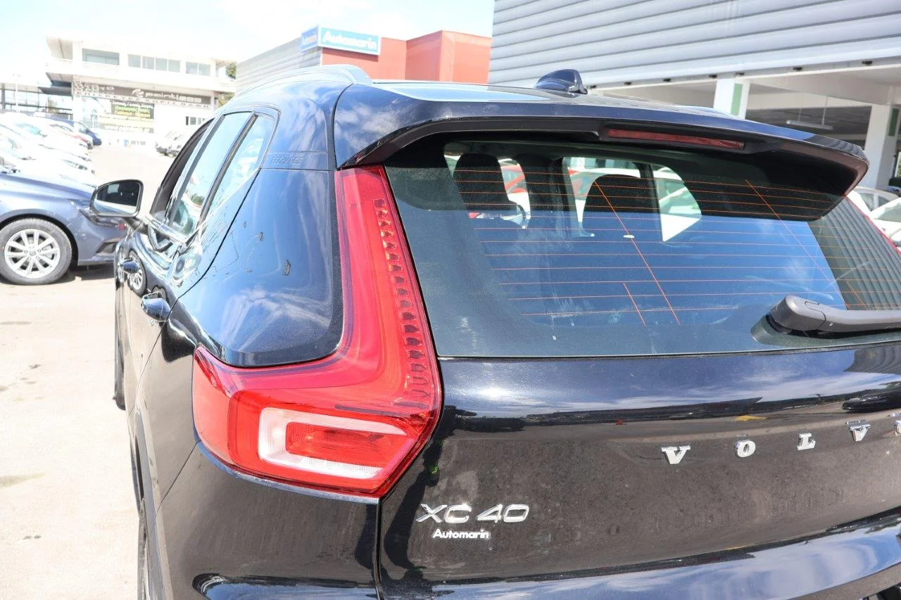Volvo XC40 - View model 18