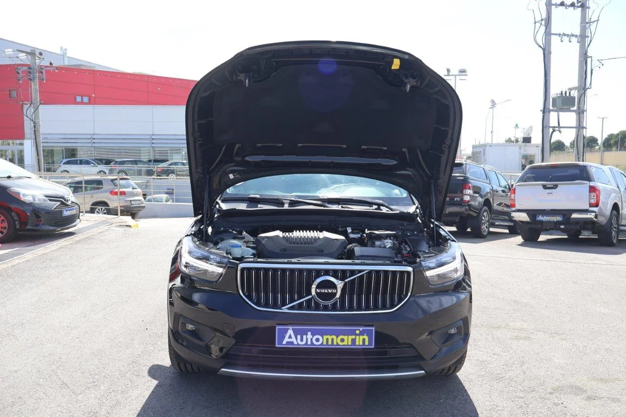 Volvo XC40 - View model 27
