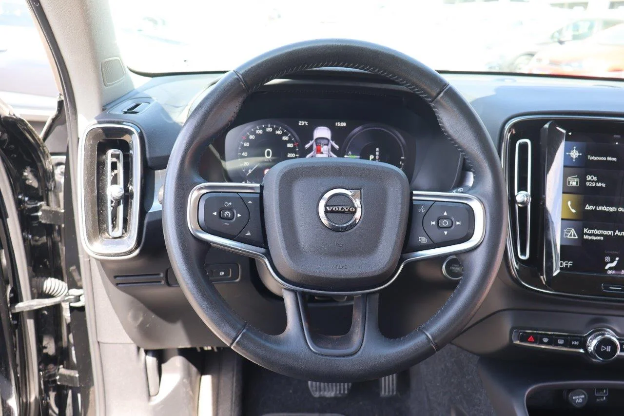 Volvo XC40 - View model 30