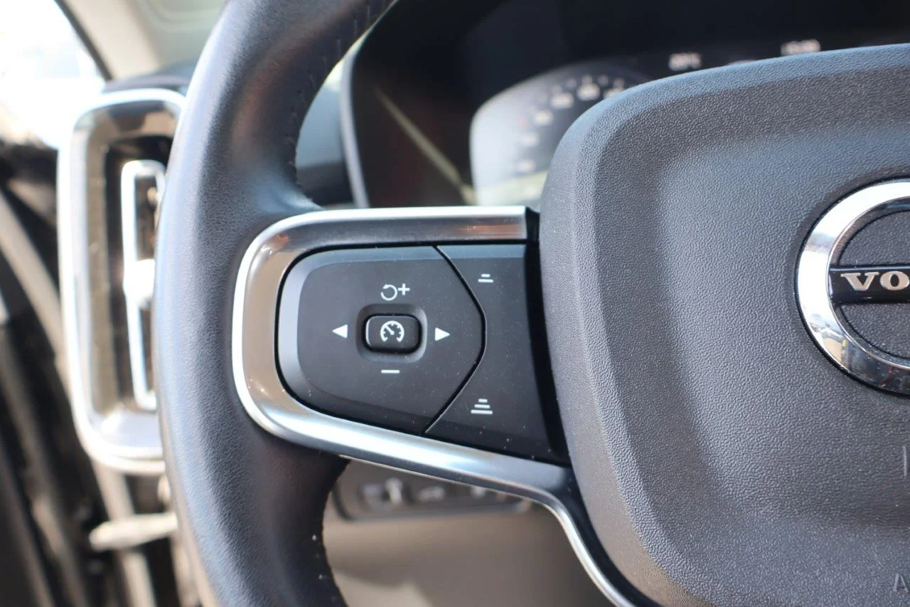 Volvo XC40 - View model 31