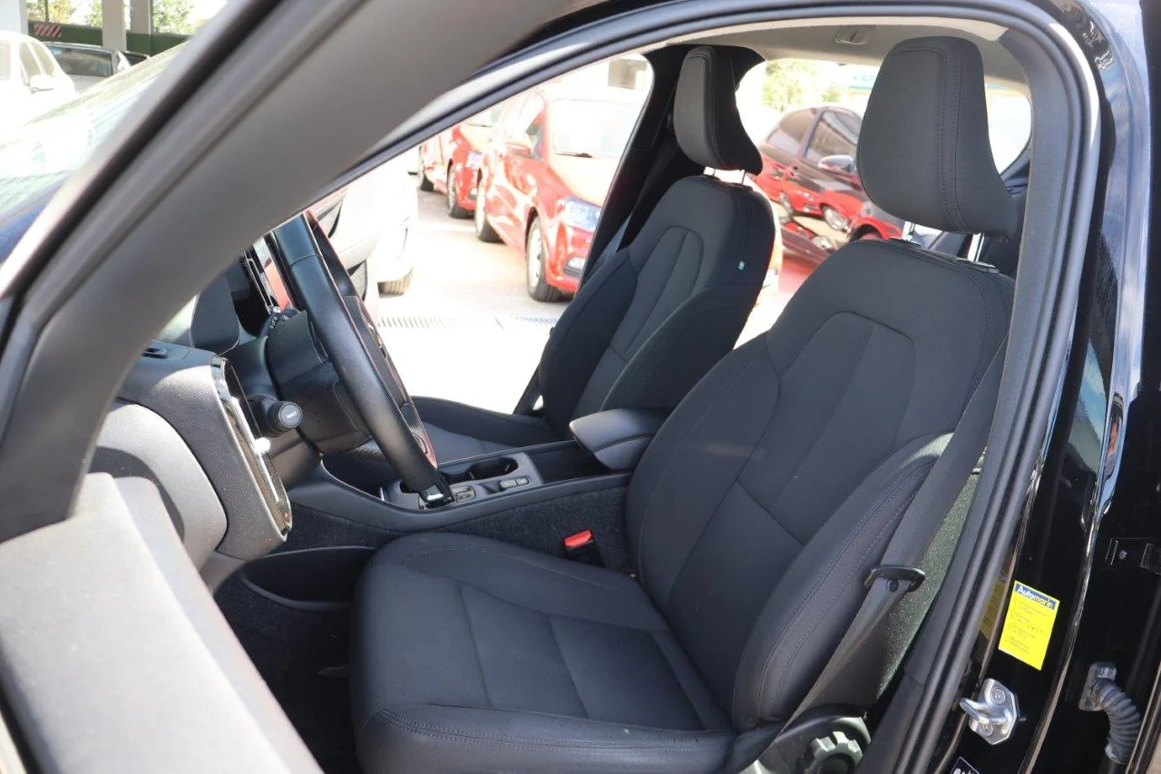 Volvo XC40 - View model 33