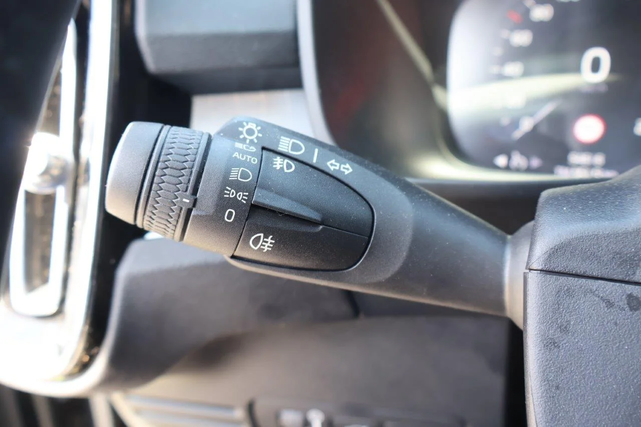 Volvo XC40 - View model 44