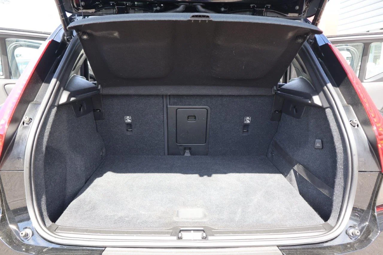 Volvo XC40 - View model 56