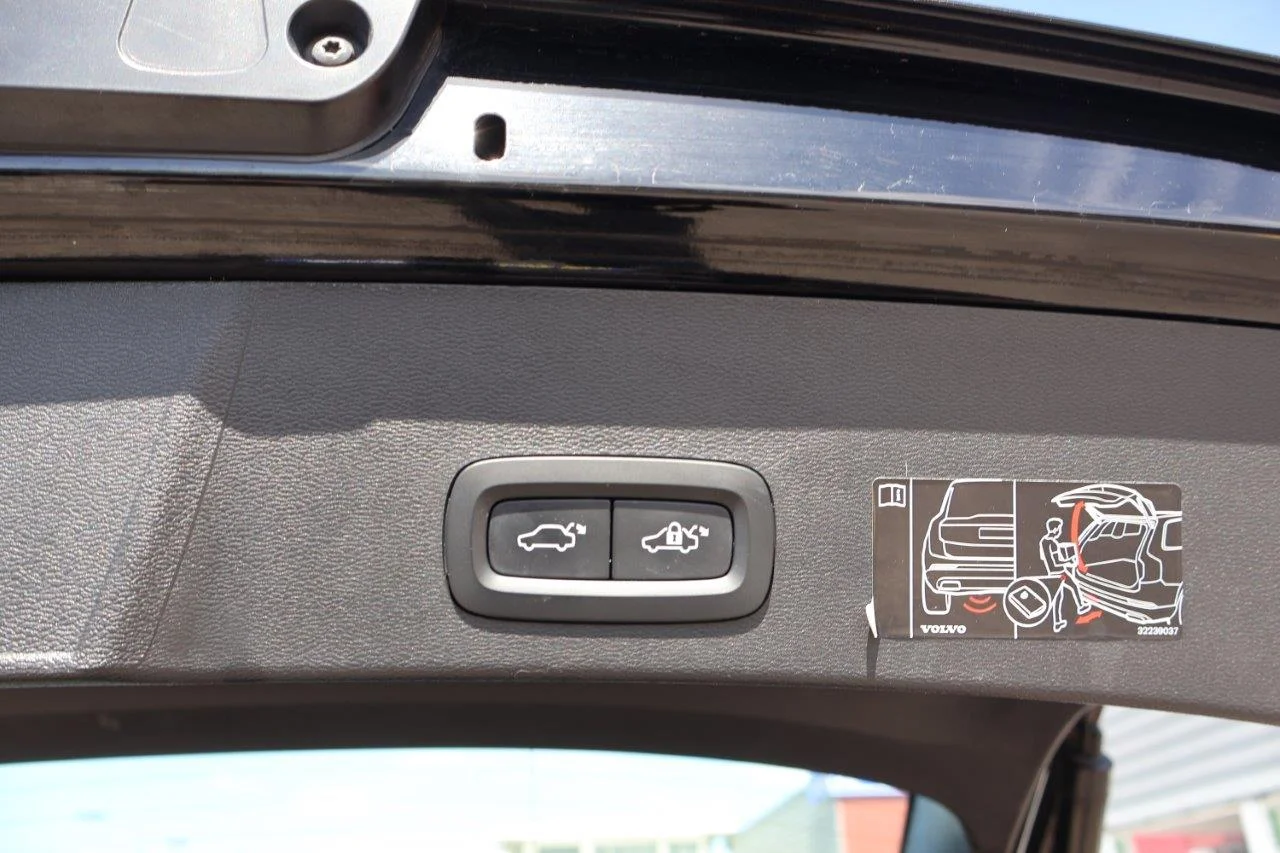 Volvo XC40 - View model 57