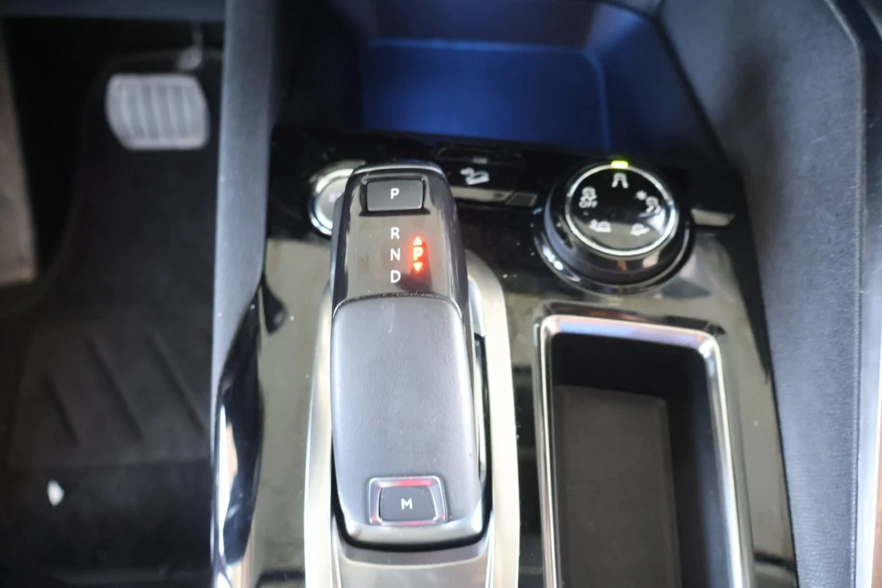 Peugeot 3008 - View model 25
