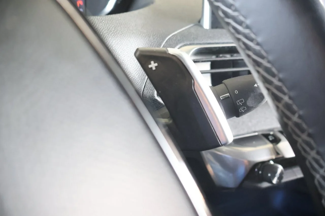 Peugeot 3008 - View model 32