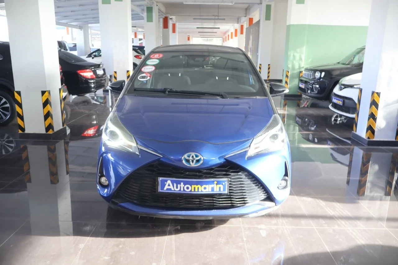 View 3 - Toyota Yaris - 2017