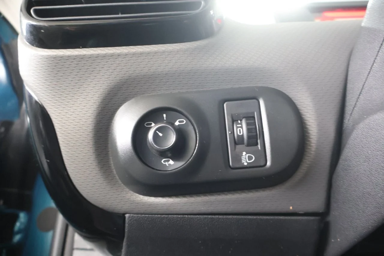 Citroen C4 Cactus - View model 26