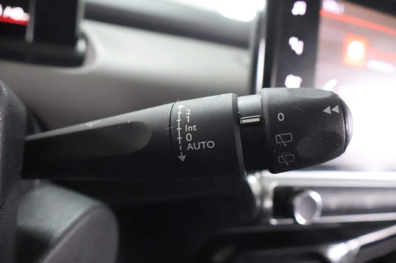Citroen C4 Cactus - View model 28