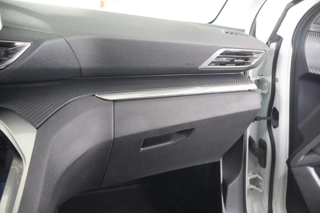 Peugeot 3008 - View model 26