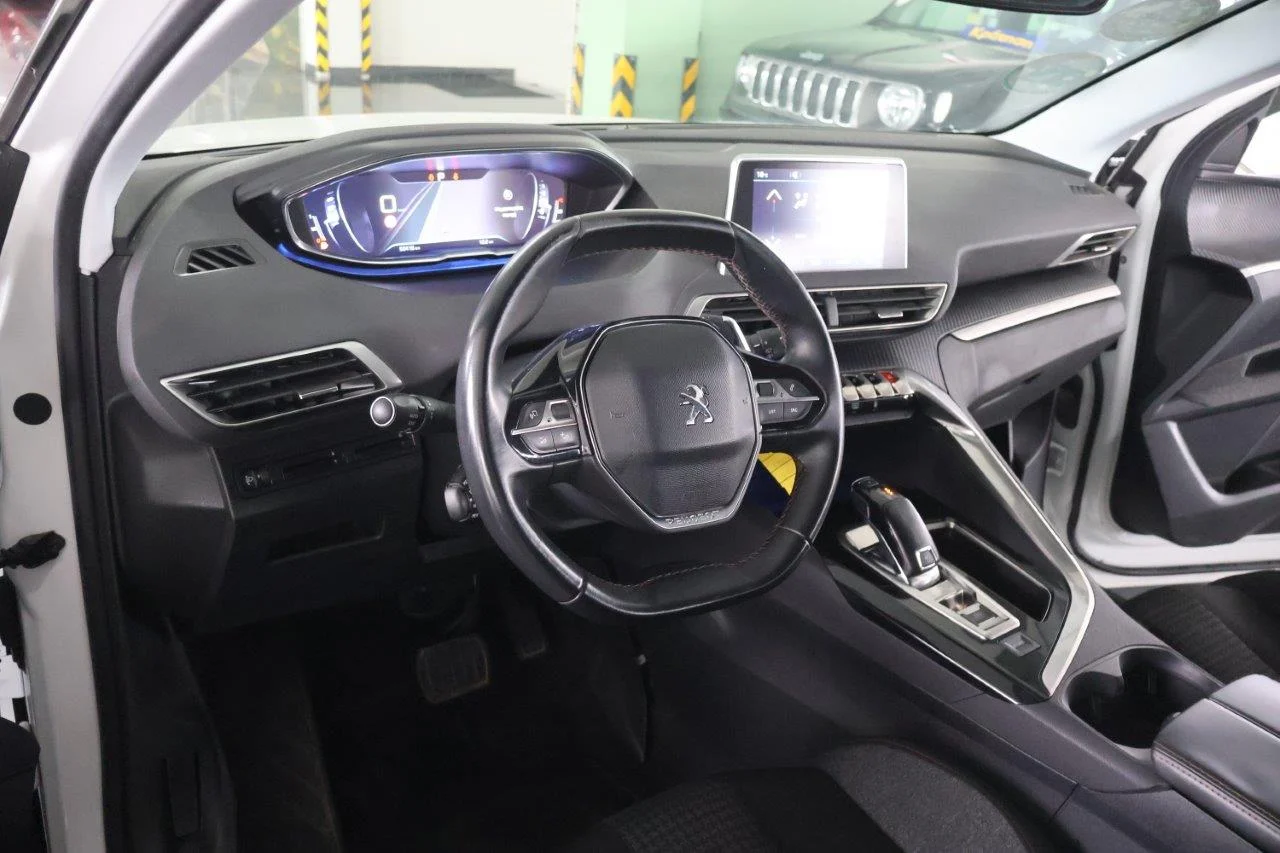 Peugeot 3008 - View model 27