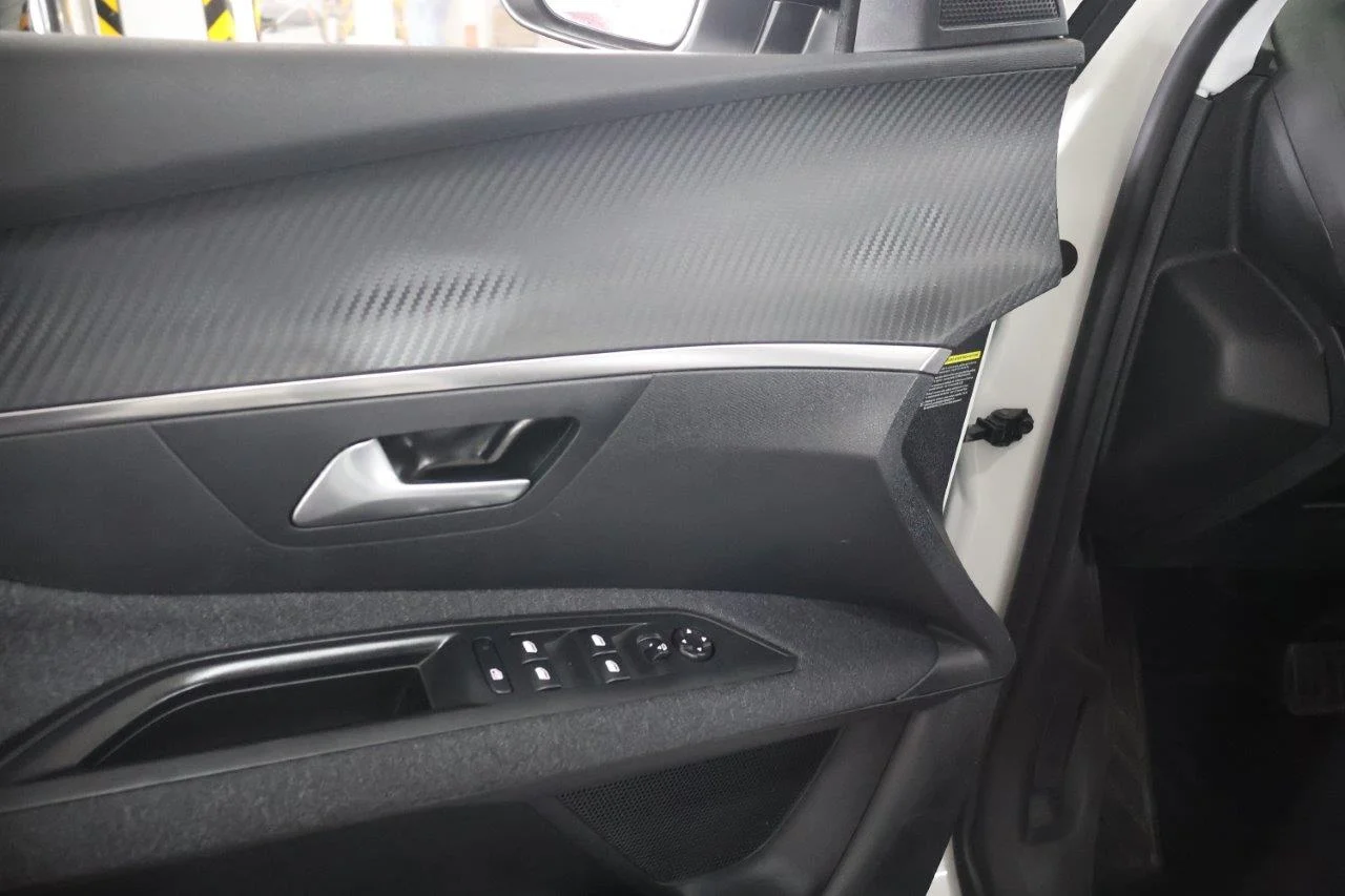 Peugeot 3008 - View model 33