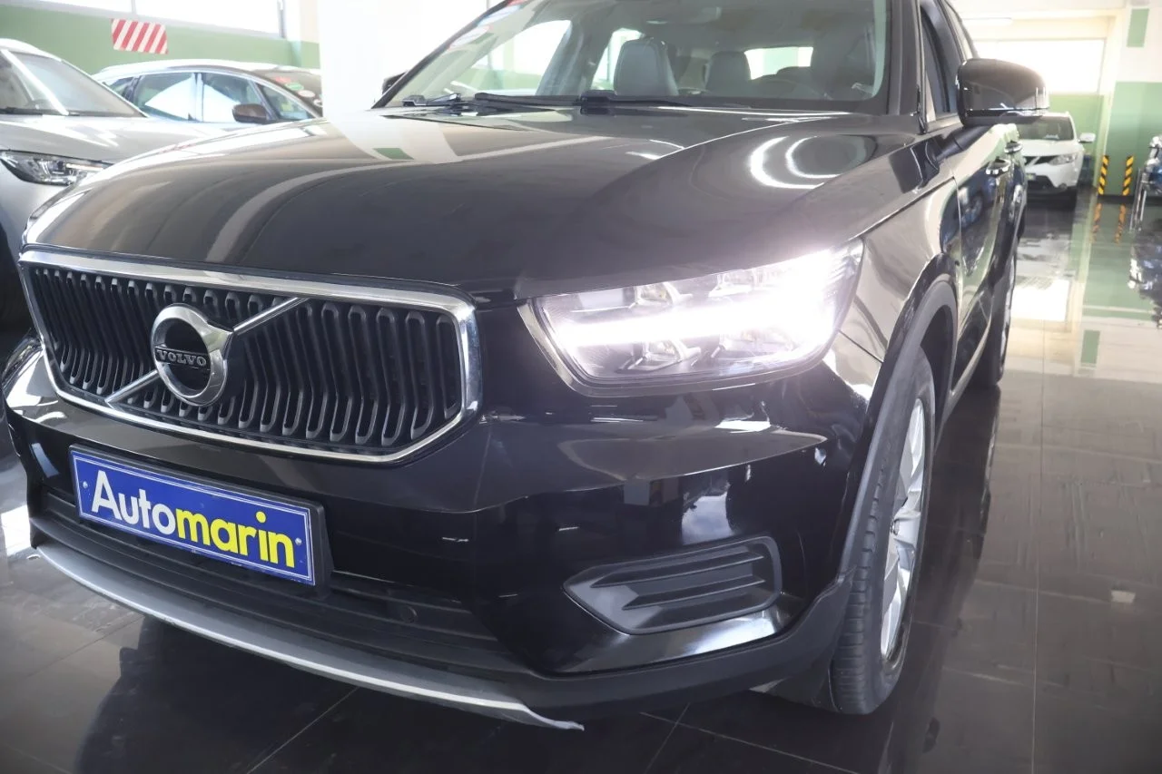 Volvo XC40 - View model 15