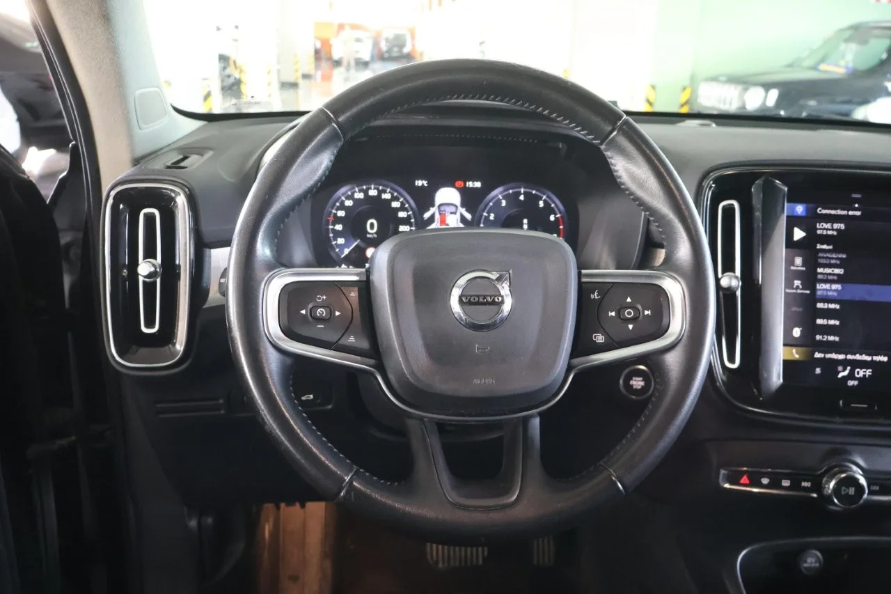 Volvo XC40 - View model 19