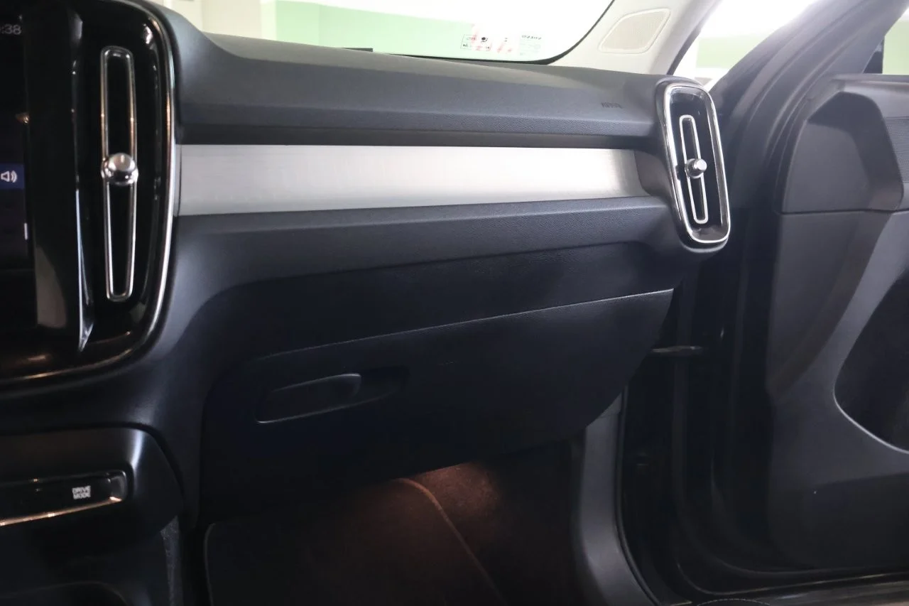 Volvo XC40 - View model 25