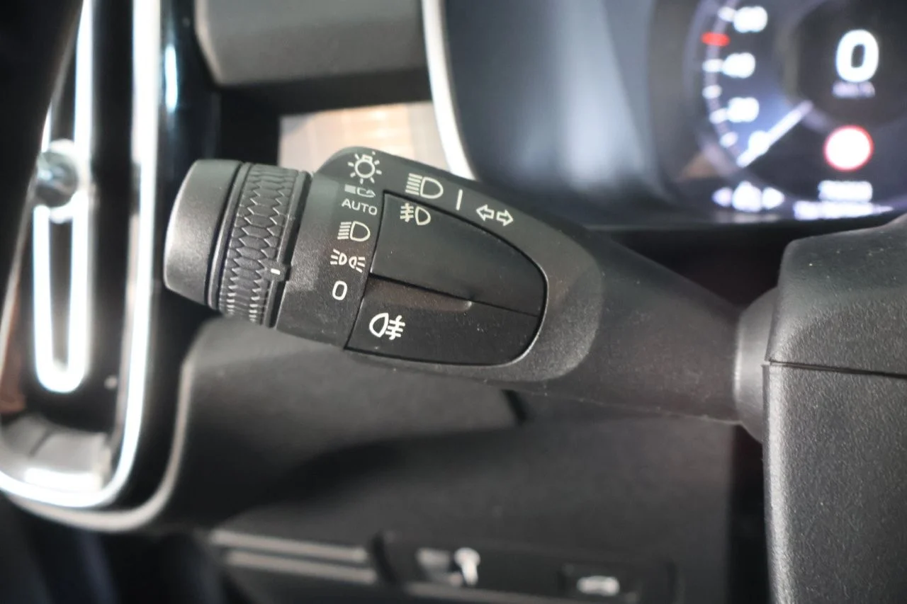 Volvo XC40 - View model 27