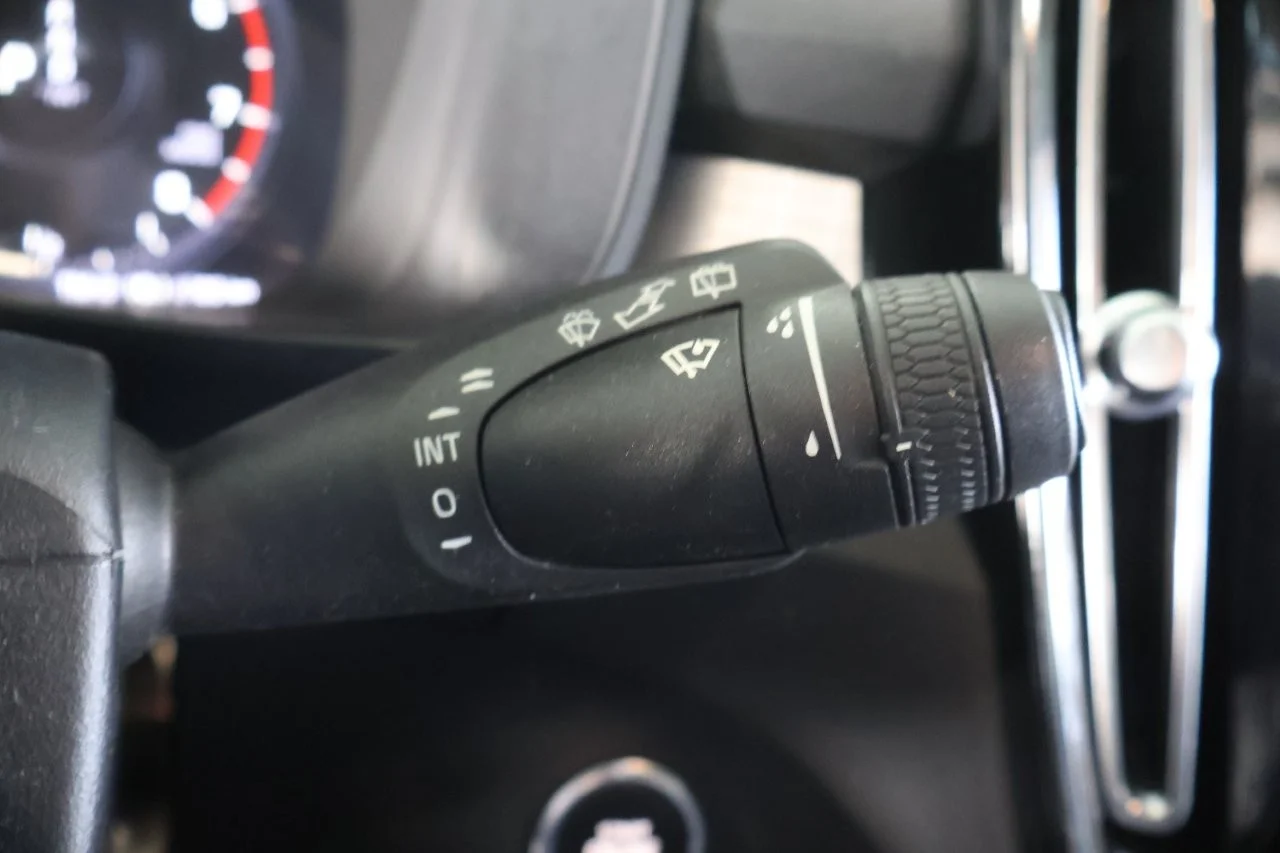 Volvo XC40 - View model 28