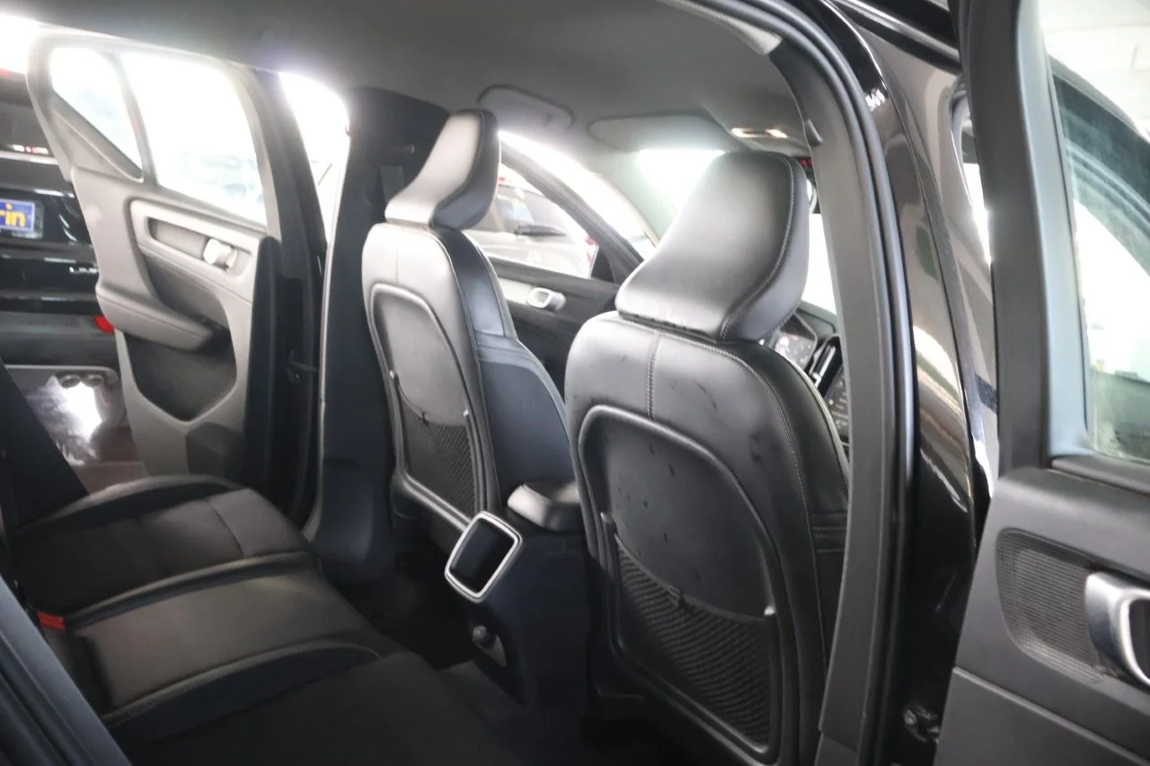 Volvo XC40 - View model 36
