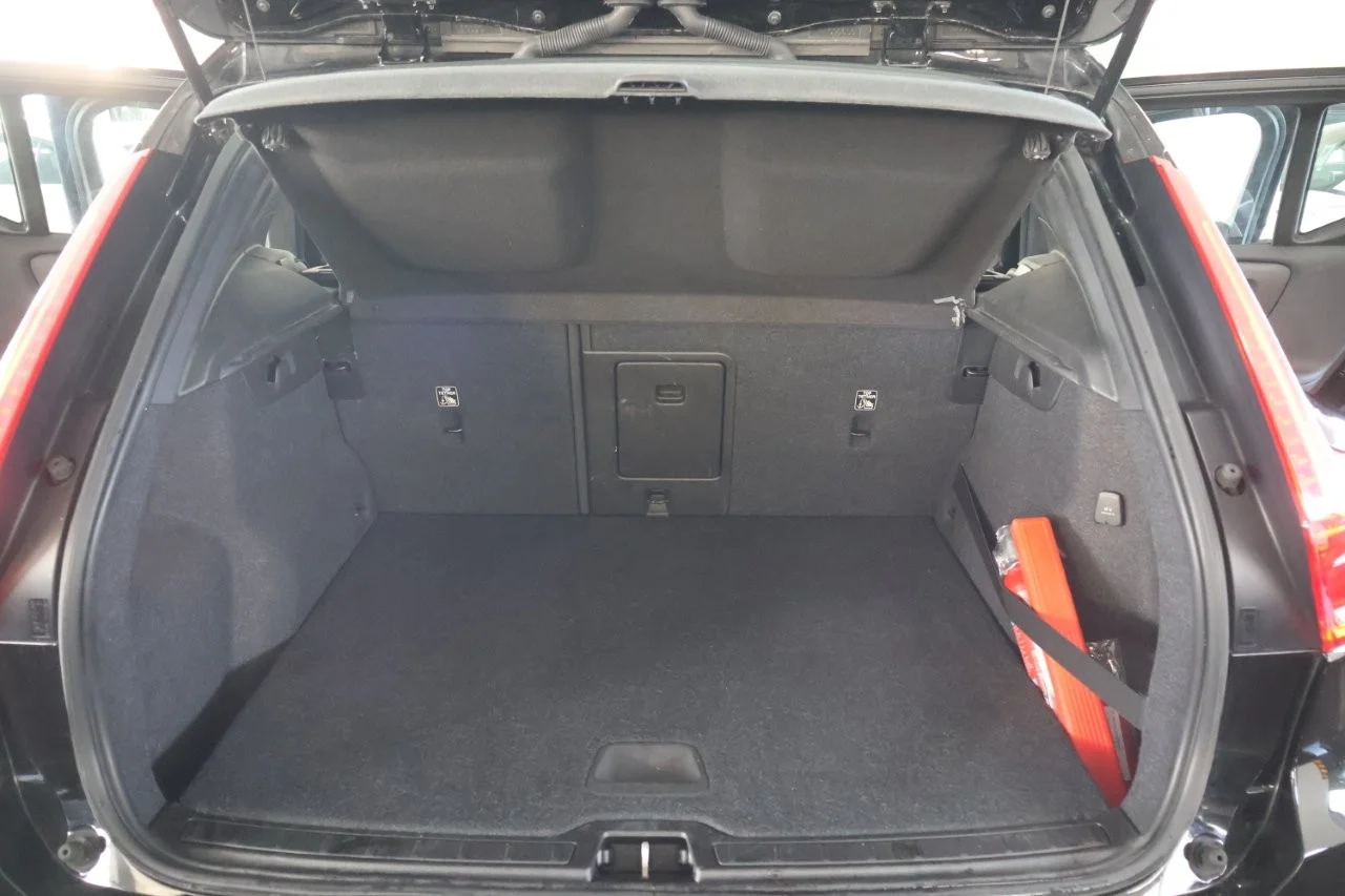 Volvo XC40 - View model 41