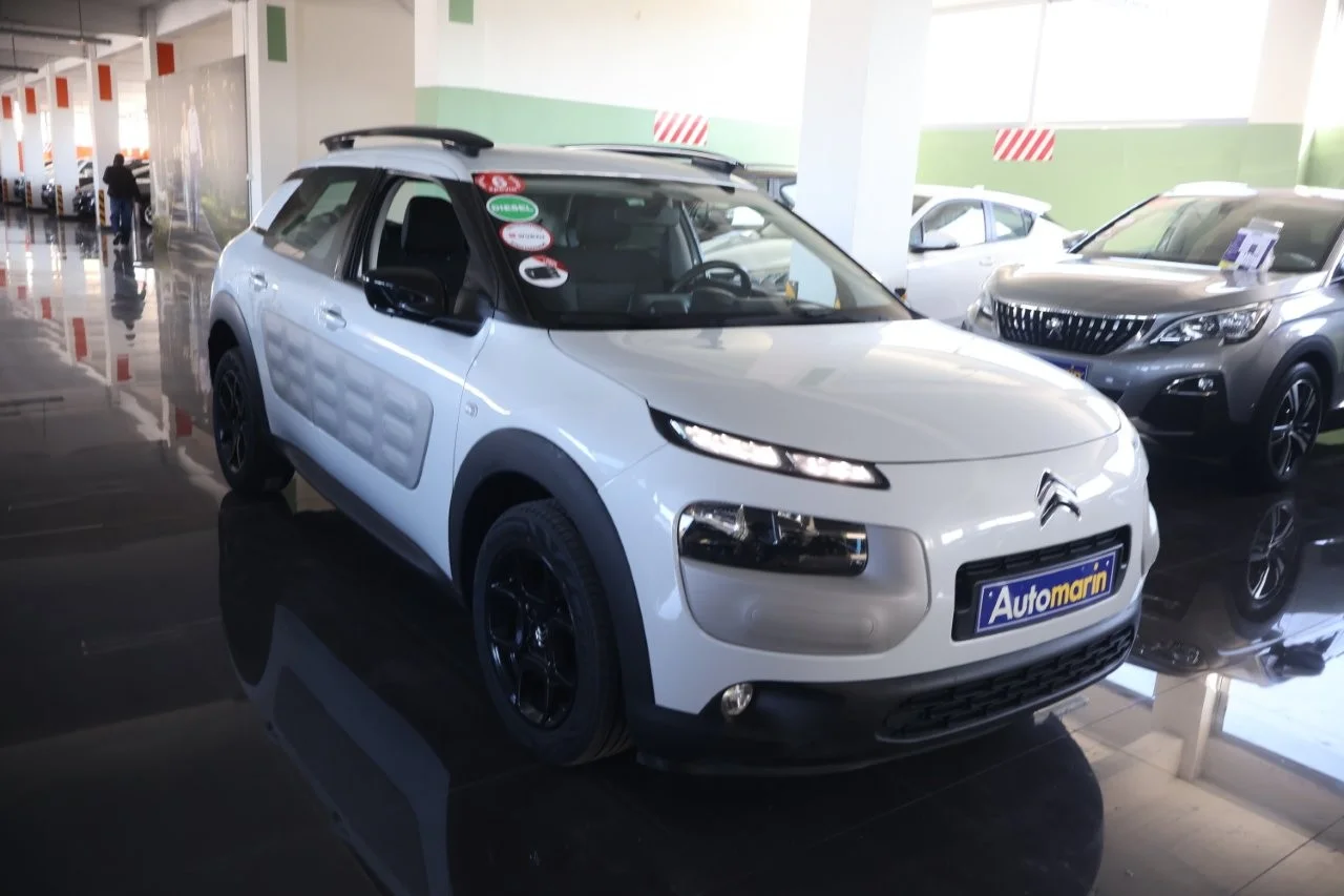 View 4 - Citroen C4 Cactus - 2016