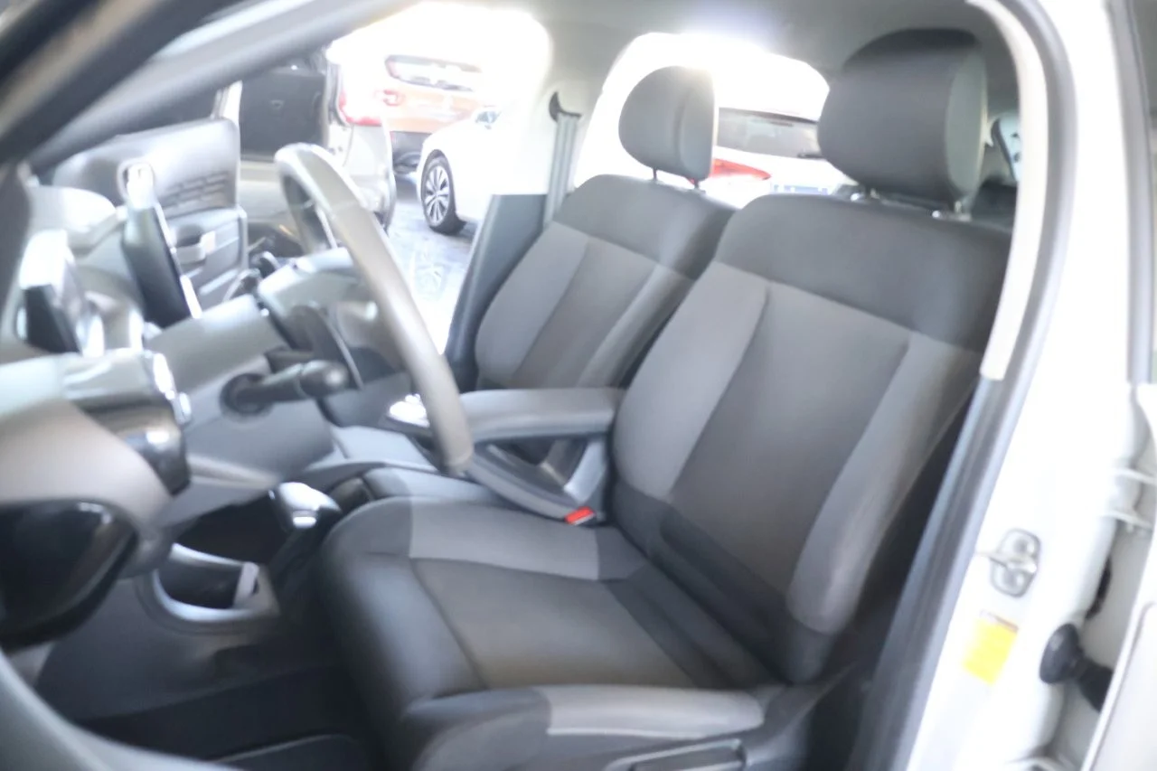 Citroen C4 Cactus - View model 33
