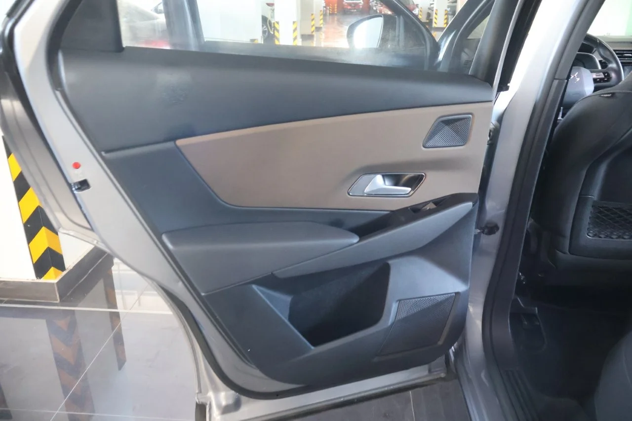 DS DS7 - View model 38