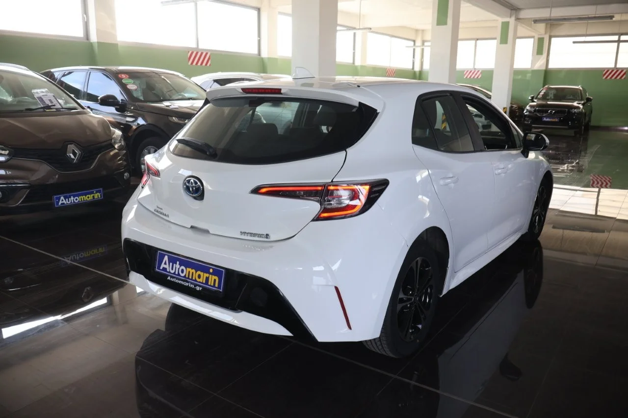 View 5 - Toyota Corolla - 2021