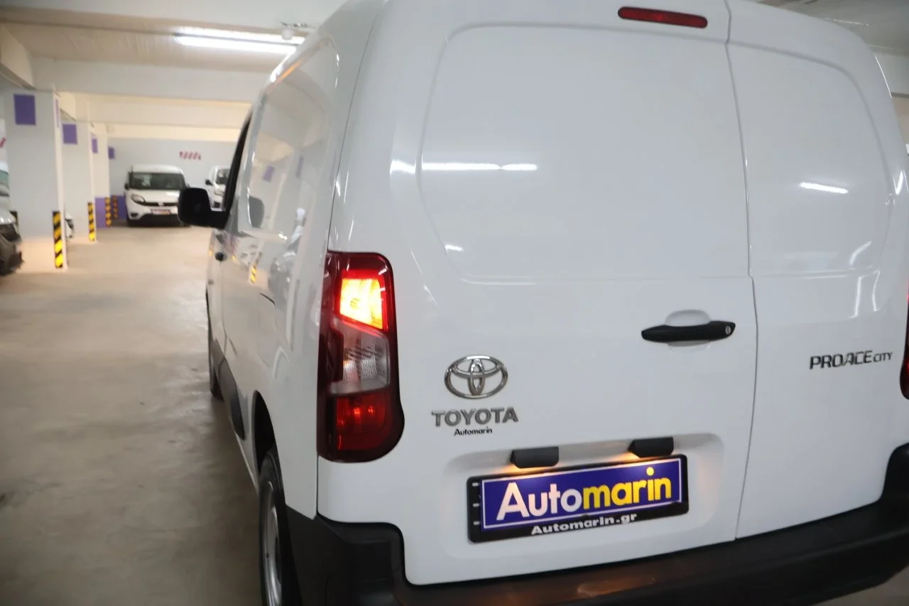 Toyota Proace - View model 9