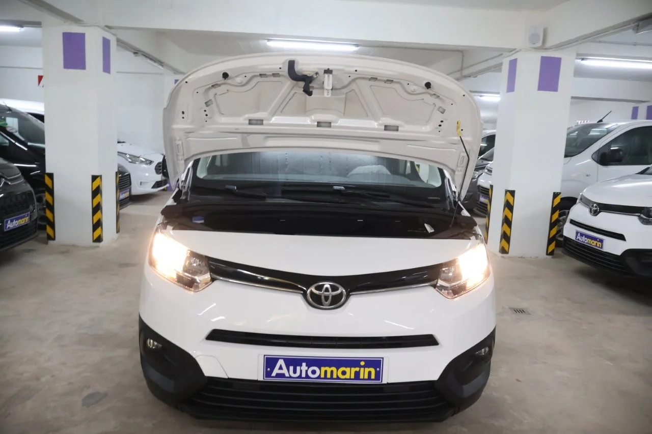 View 3 - Toyota Proace - 2022