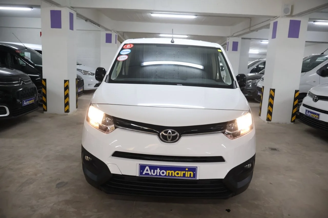View 4 - Toyota Proace - 2022