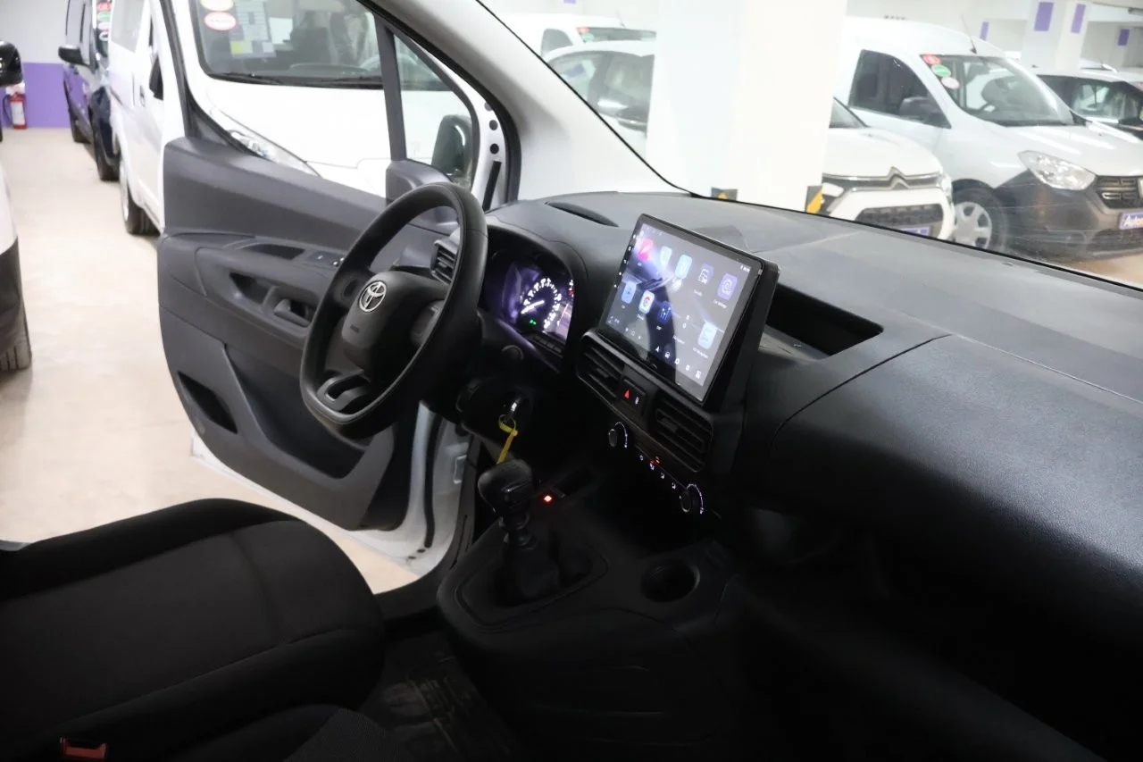 Toyota Proace - View model 32