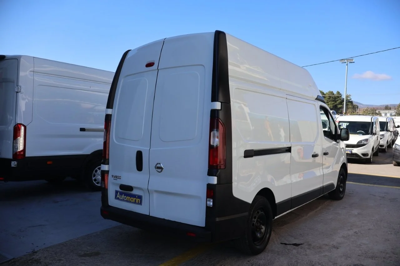 View 5 - Nissan NV300 - 2018