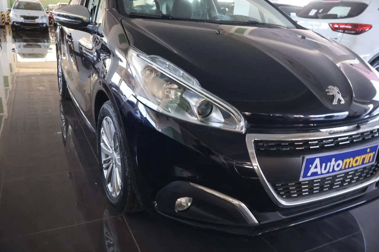 Peugeot 208 - View model 16