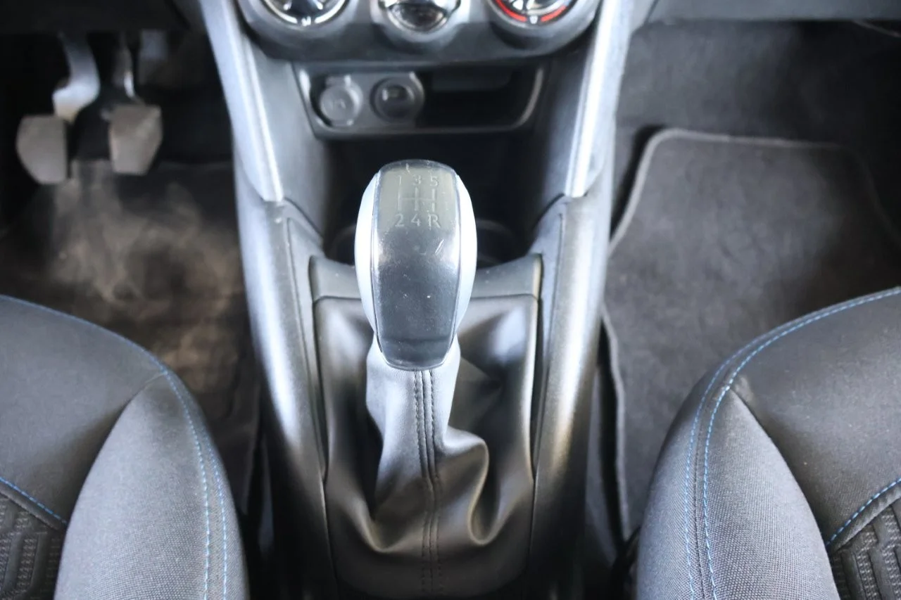 Peugeot 208 - View model 23